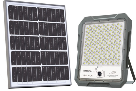 BREAKER WARRIOR Solar Power Flood Light with CCTV 